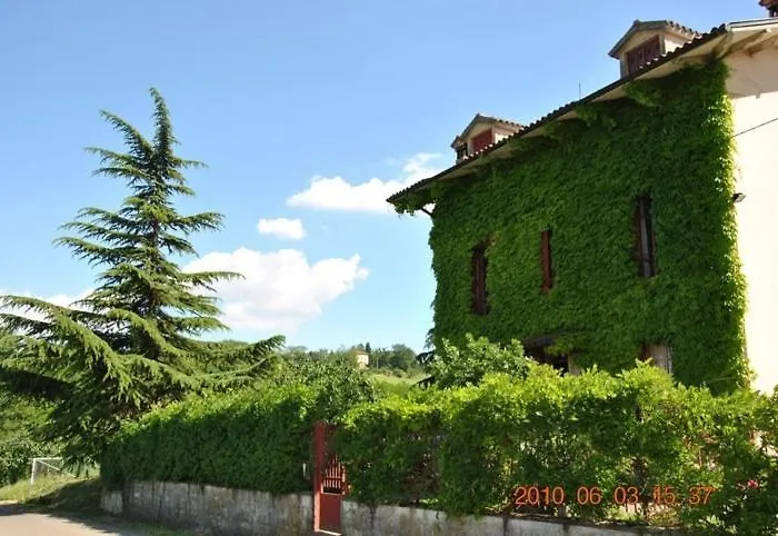 B&B La Vecchia Quercia Home Restaurant